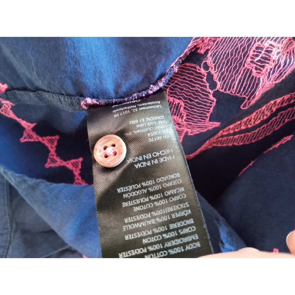 Anthropologie Pink Embroidered Navy Blue Cotton Button Down Shirt Top sz M - Picture 5 of 16